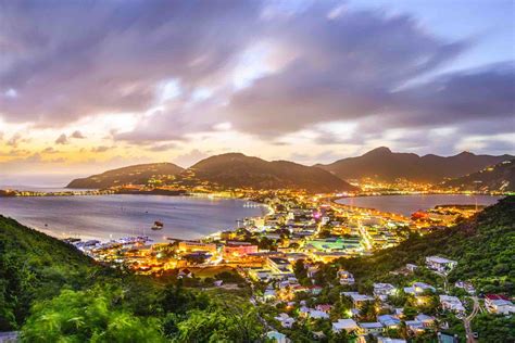 St martin - May 18, 2019 · At a scant 13.4 kilometers from tip to tail, it’s hard to imagine that tiny Saint Martin/Sint Maarten holds too many secrets. The twice named, bi-national island (it’s half French, half-Dutch ... 